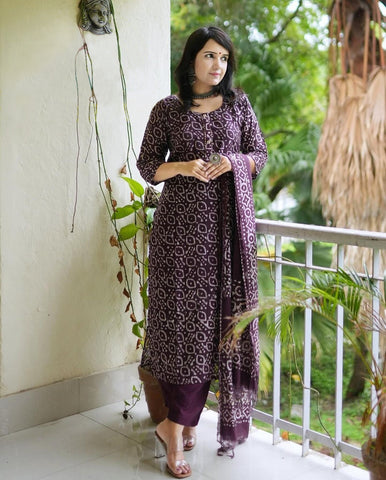 Dhruvi 226 Rayon Fancy Kurti Bottom With Dupatta catalog from stuff export